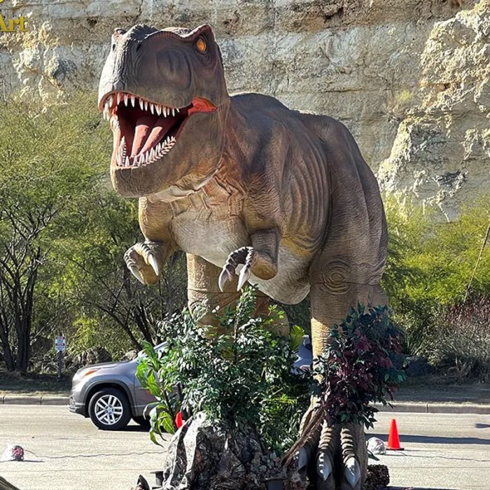 Realistic Animatronic Dinosaur Model